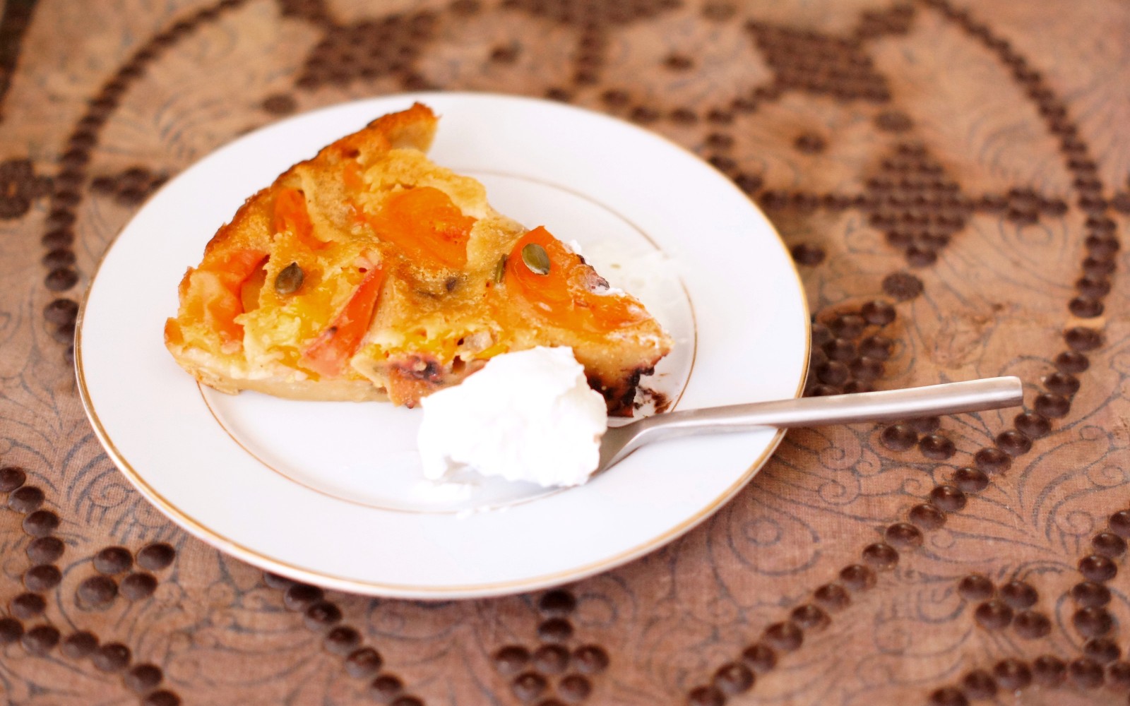 Clafoutis de fruits jaunes à la spiruline